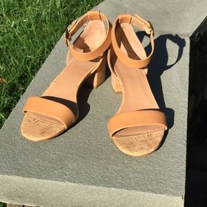 Cork and leather heeled sandal